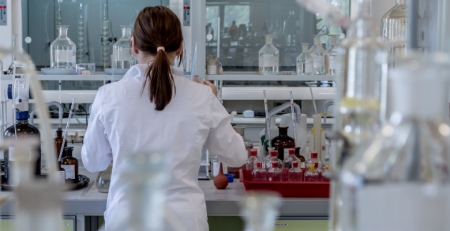 Acalabrutinib: resultados positivos do estudo de fase III ELEVATE-TN