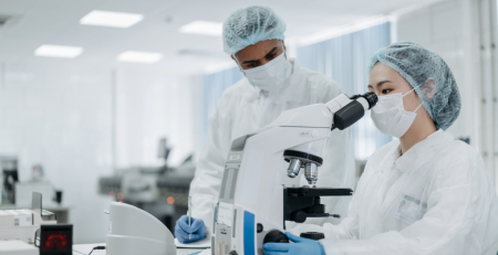 "Os resultados reforçam potencial de remissão a longo prazo para cancros do sangue difíceis de tratar"