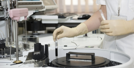 Investigadores desenvolvem novas diretrizes para a gestão do tratamento em crianças com leucemia linfoblástica aguda